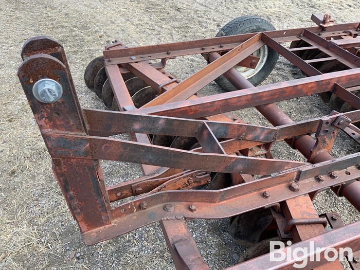 international-370-image-16