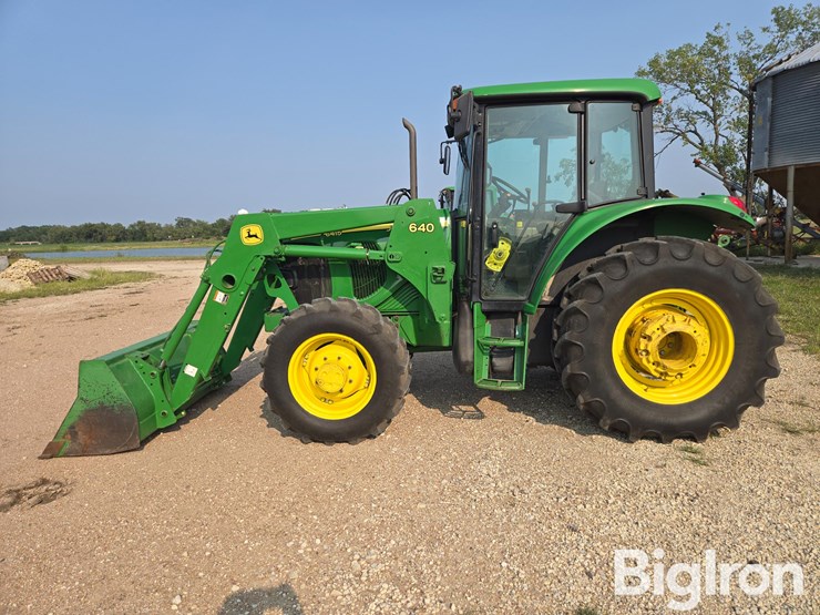 2003-john-deere-6415-image-8