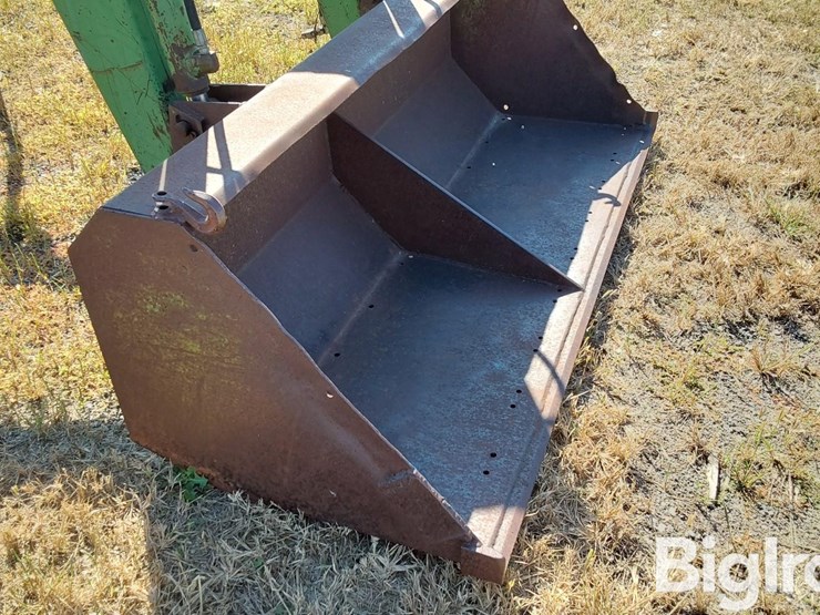 john-deere-148-image-14