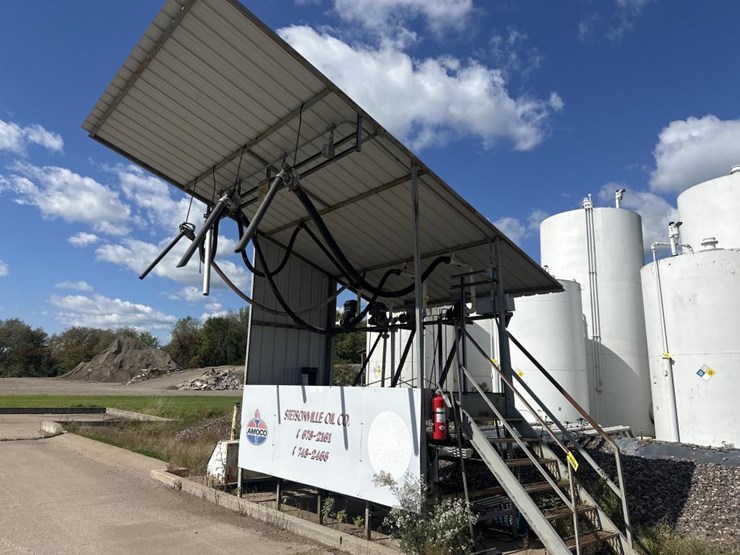 #3126-•-metal-platform-w/-roof-image-1