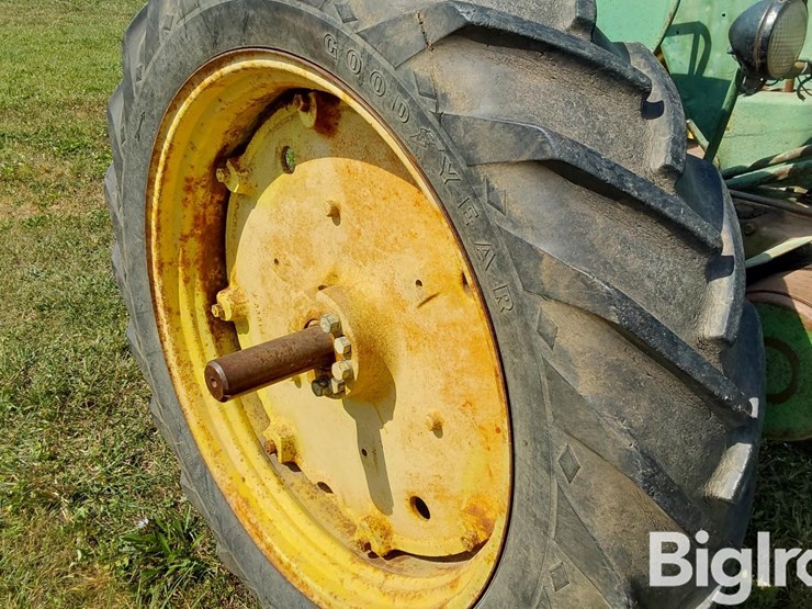 1955-john-deere-50-image-17