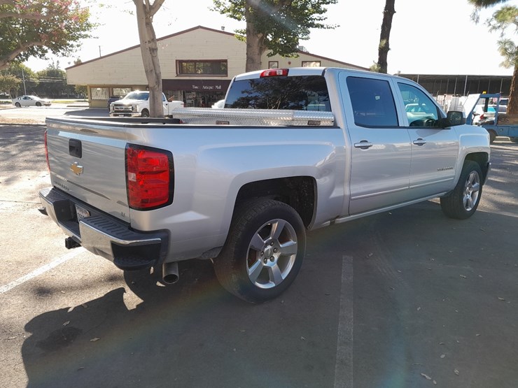 2018-chevrolet-silverado-image-5