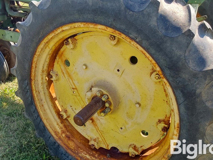 1955-john-deere-50-image-18