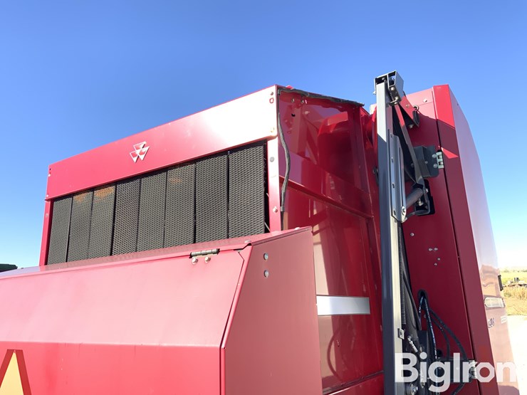 2014-massey-ferguson-2956a-image-19