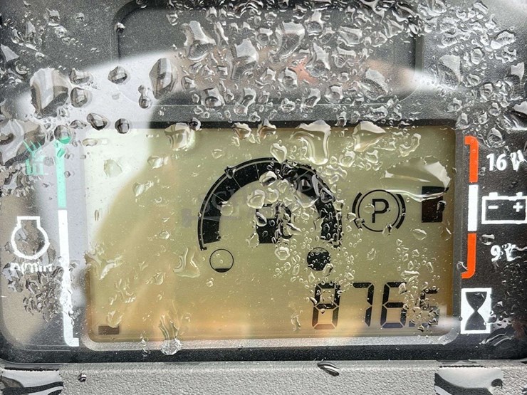 john-deere-x590-image-31