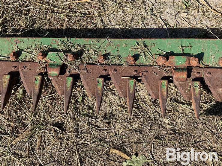 john-deere-350-image-14