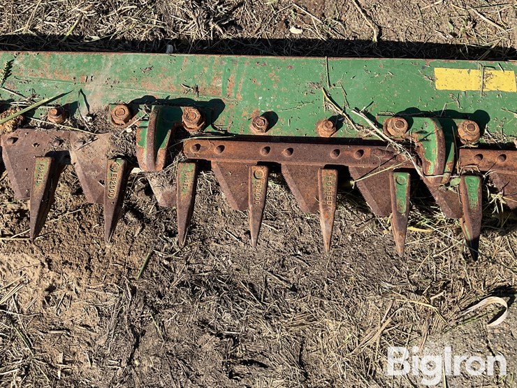 john-deere-350-image-13