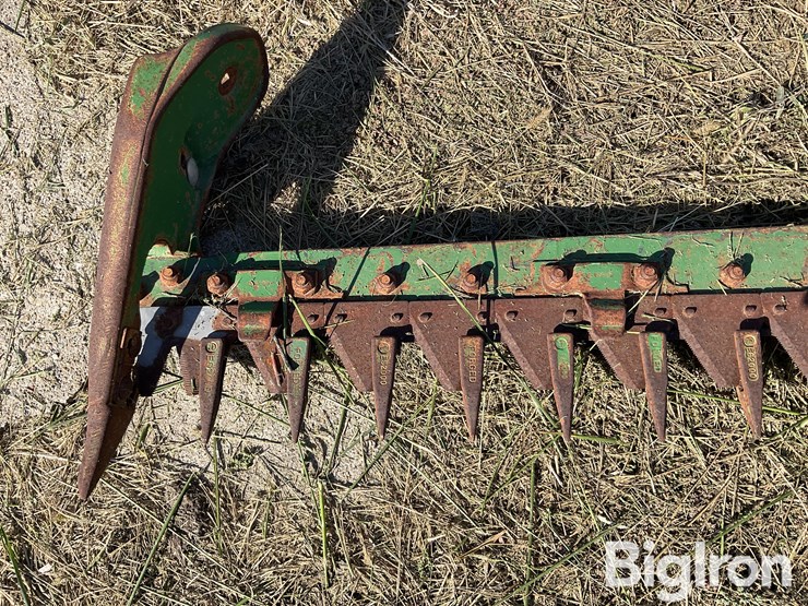 john-deere-350-image-15