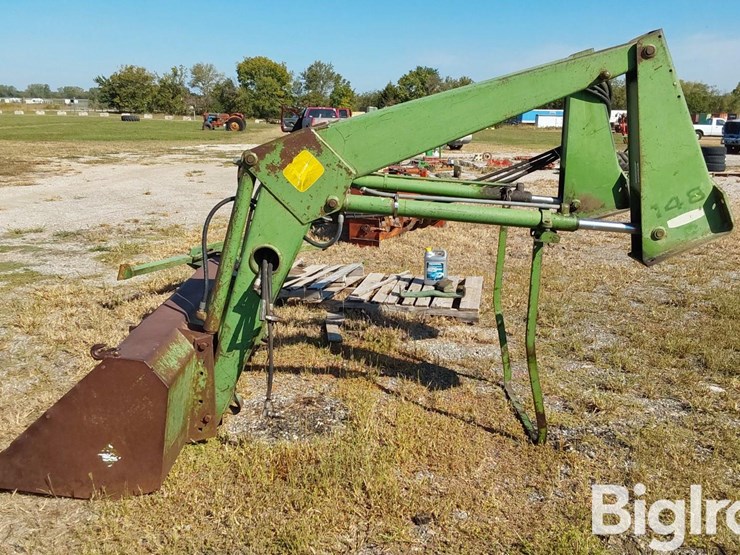 john-deere-148-image-8