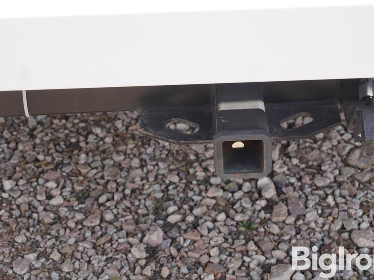 2022-ford-e350-image-11