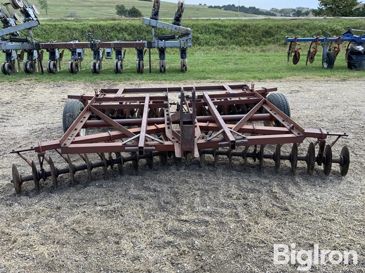 international-370-image-2