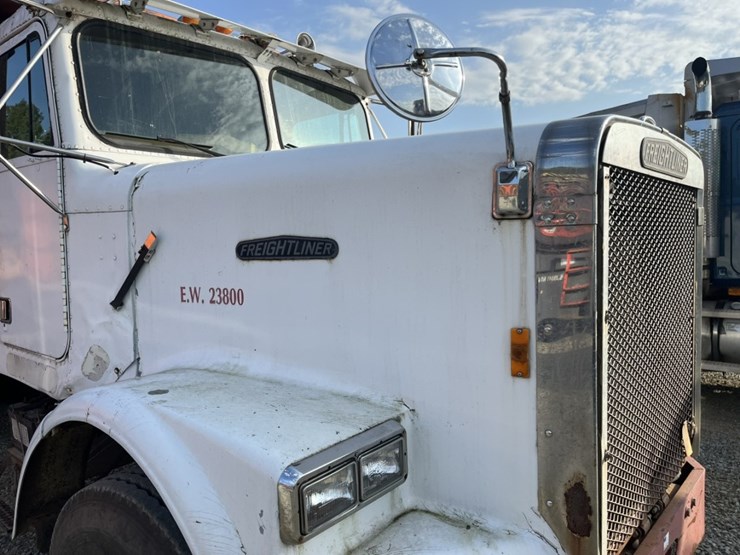 #5001-•-1988-freightliner-mb80-tandem-axle-dump-truck-image-30