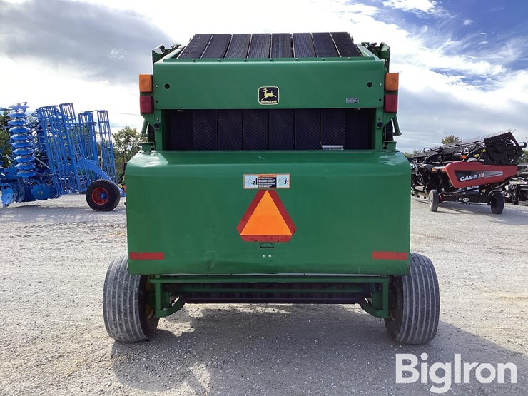 2001-john-deere-567-image-6