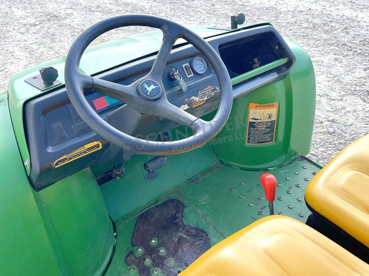 john-deere-gator-image-16