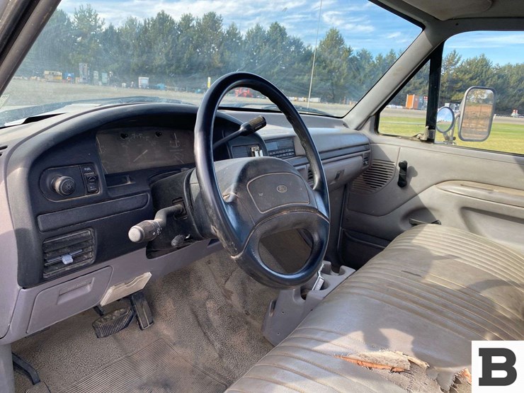 1996-ford-f450-image-35