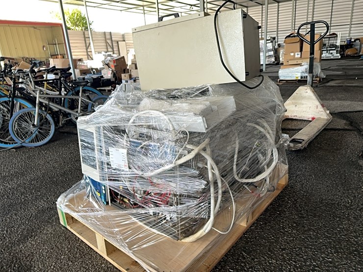lot#--pallet-of-laboratory-equipment-image-2