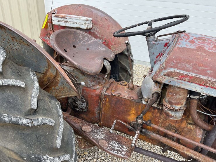 ferguson-to20-image-23