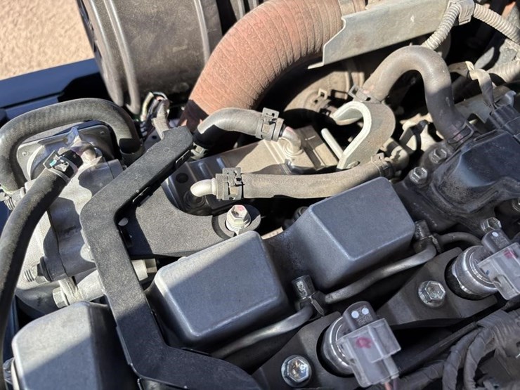 2018-toyota-8fdu30-image-33