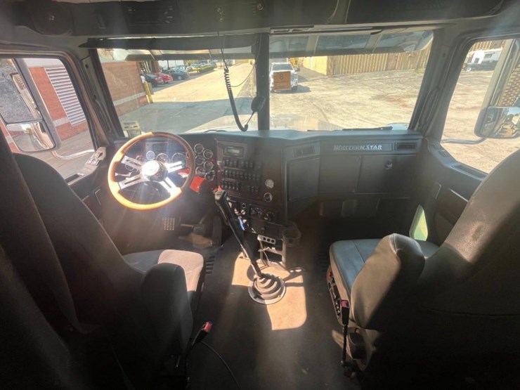 2018-western-star-4900-image-7