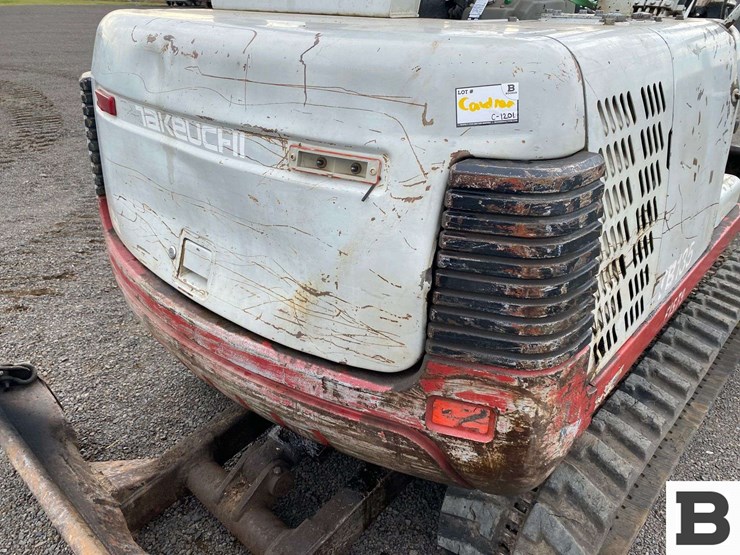 takeuchi-tb135-image-36