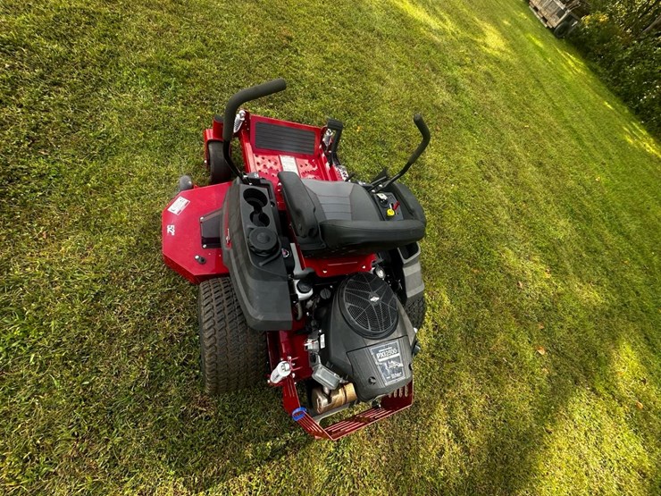 #142-•-2024-ferris-300s-52”-deck-mower-image-9