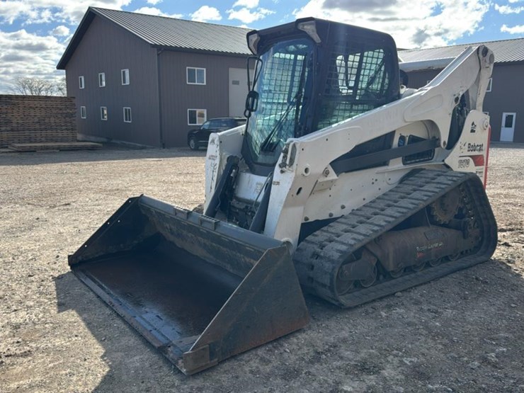 2020-bobcat-t870-image-1