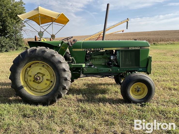 1980-john-deere-2940-image-4