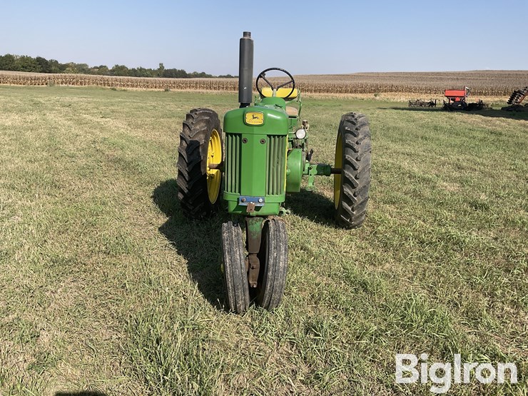 1959-john-deere-530-image-2