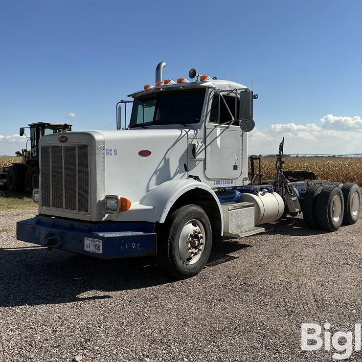 2001 PETERBILT 378