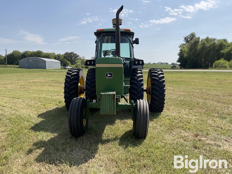 1981-john-deere-4440-image-2