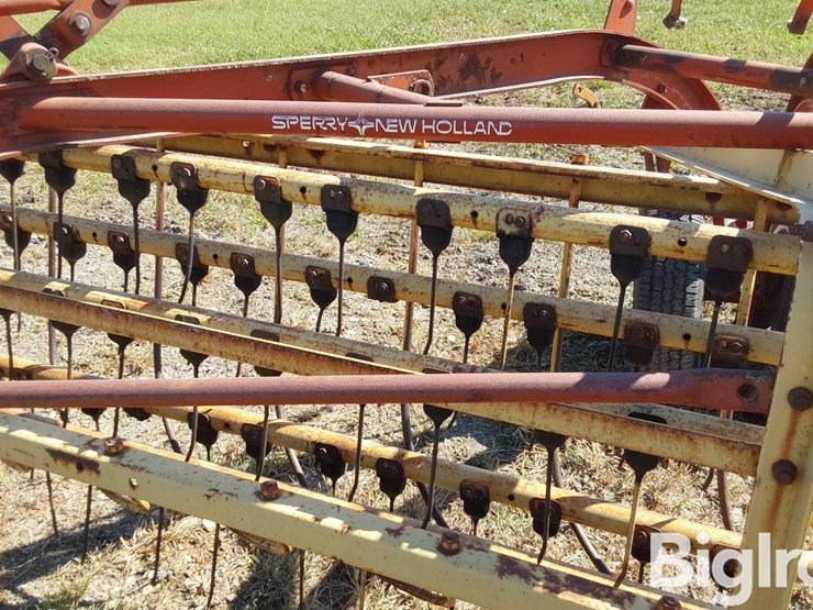 new-holland-258-image-15