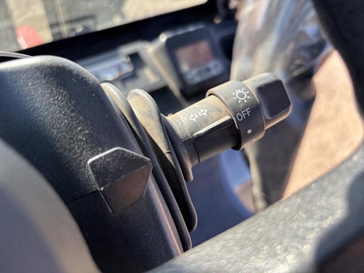 2018-toyota-8fdu30-image-20