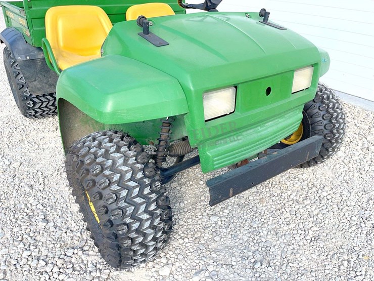 john-deere-gator-image-10