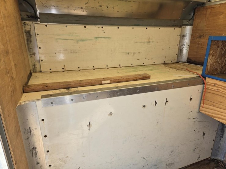 #5013-•-2015-chevrolet-4500-box-truck-image-60