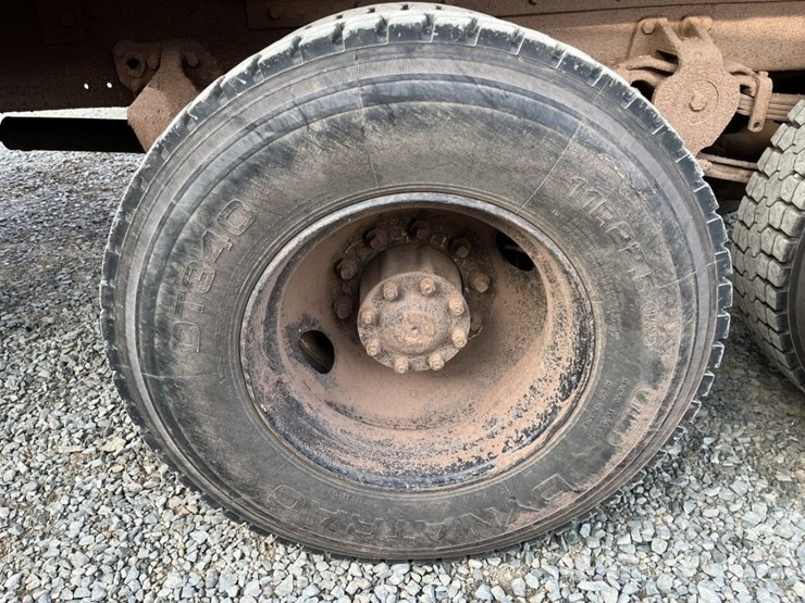 #5001-•-1988-freightliner-mb80-tandem-axle-dump-truck-image-65