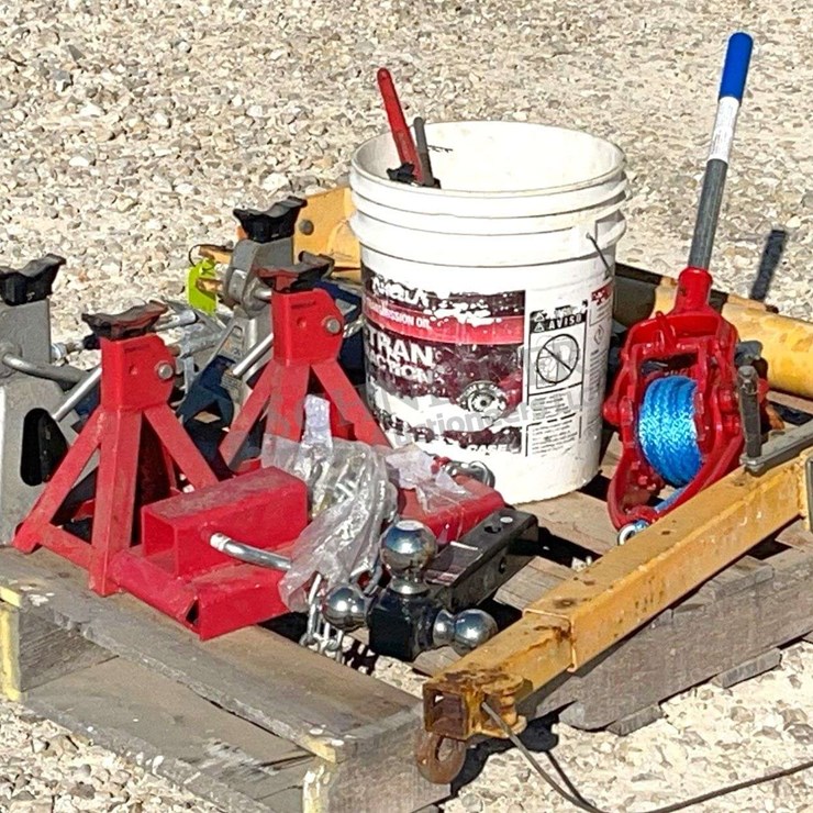 Group of jack stands, lifting equipment & misc.