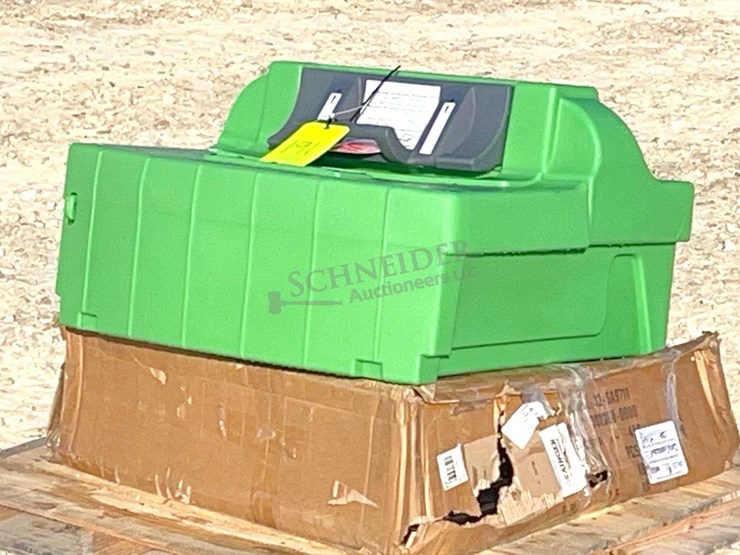 unused-honeywell-eyewash-station-image-2