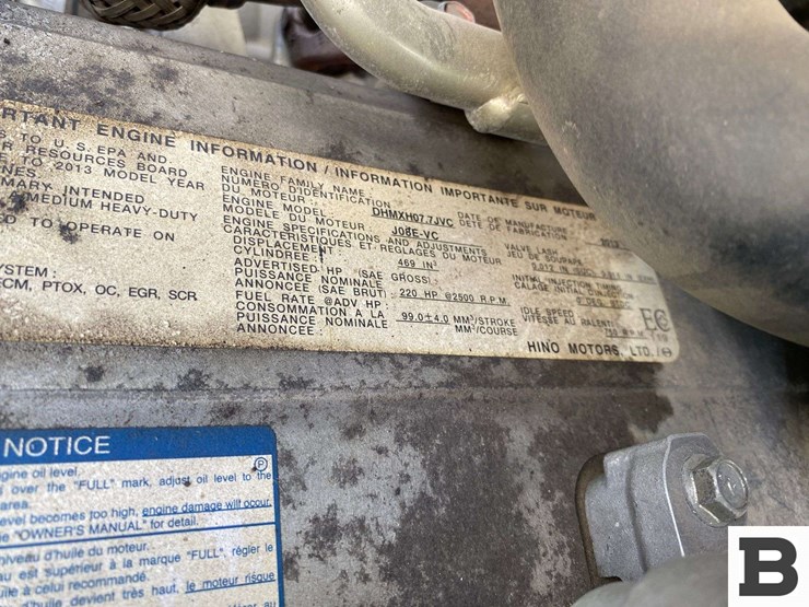 2014-hino-268-image-40