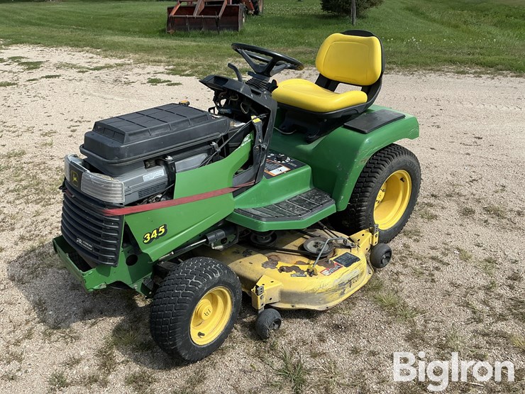 john-deere-345-image-1