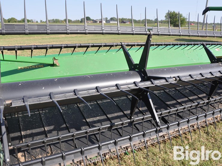 2015-john-deere-635fd-image-12