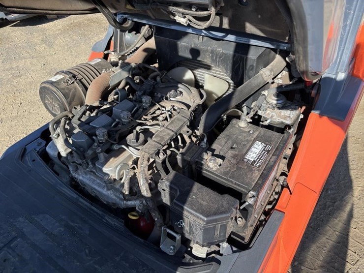 2015-toyota-8fdu30-image-25