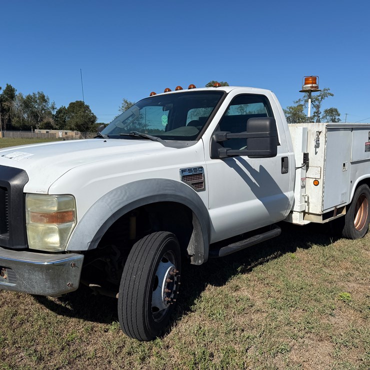 2008 FORD F550