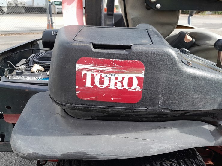 lot#--toro-ultra-elite-72-lawn-mower-image-6