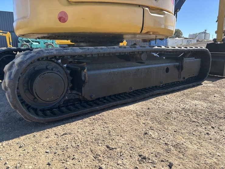 caterpillar-303.5e2-cr-image-21