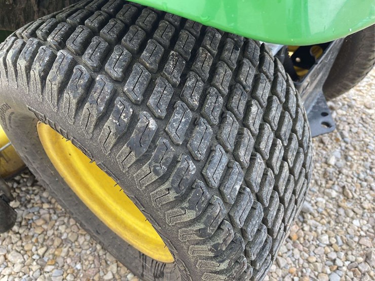 john-deere-x590-image-21