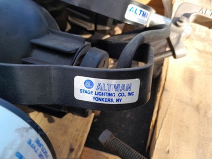 lot#--altman-stage-lighting-image-2