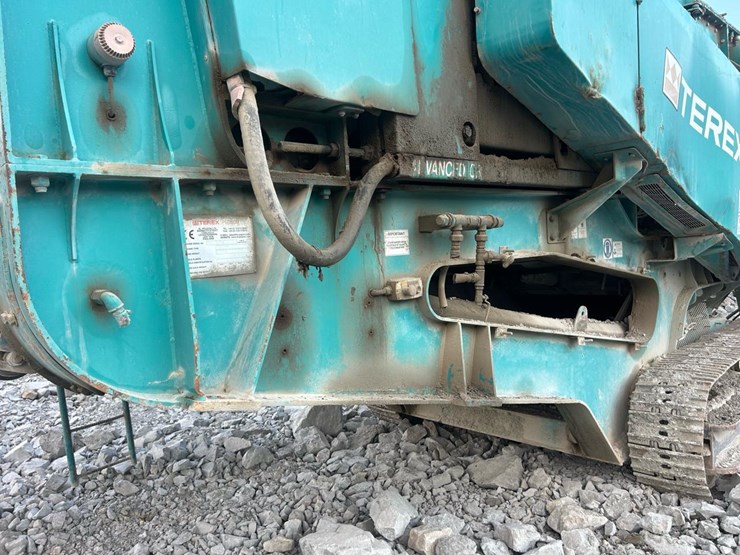 2006-caterpillar-c12-image-25