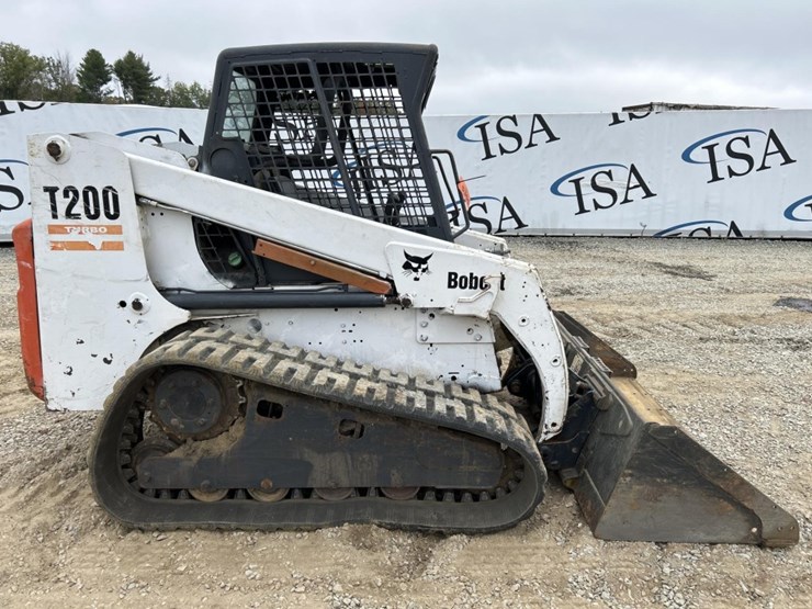 bobcat-t200-image-6