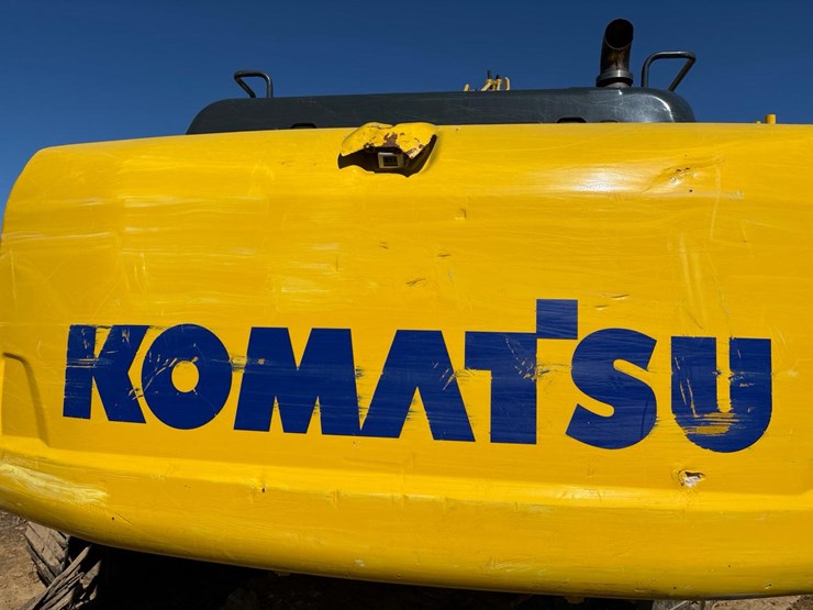 2014-komatsu-pc210-lc-10-image-17