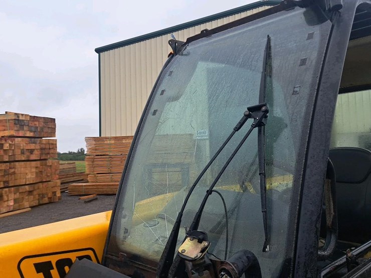 2004-jcb-535-60-image-30